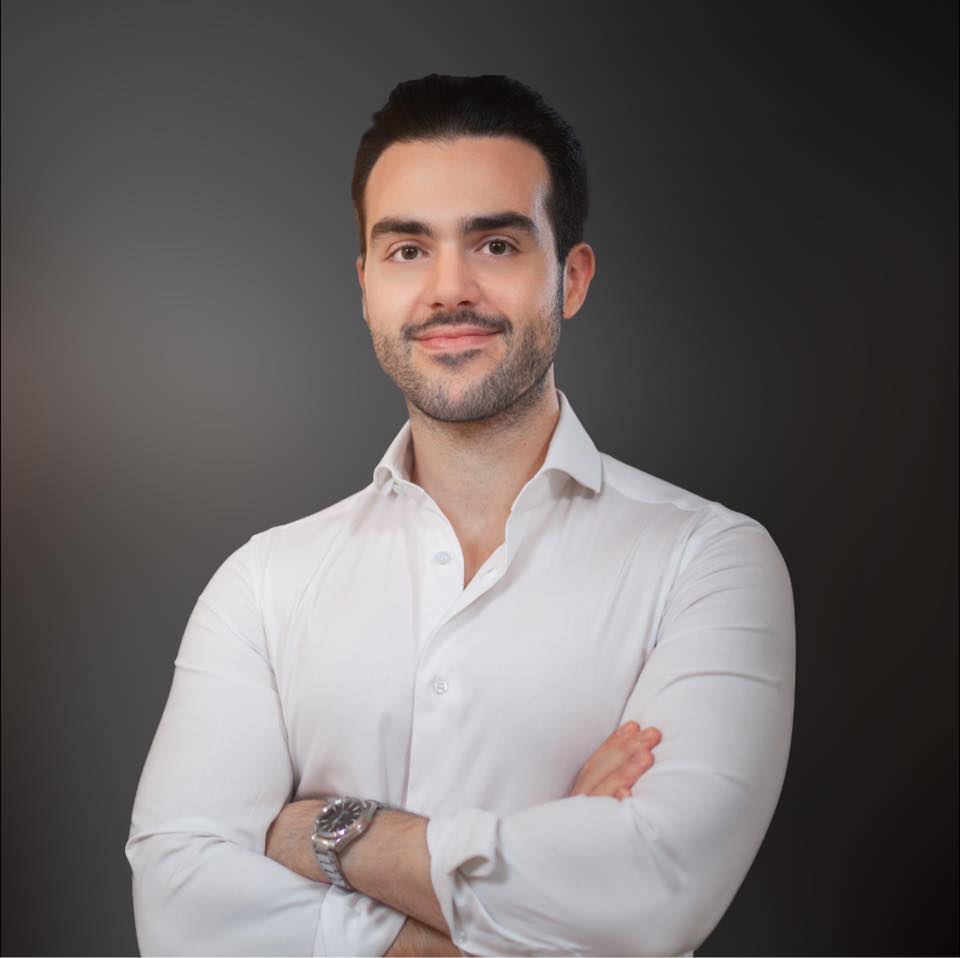 Docteur Youssef Gam, chirurgien esthétique